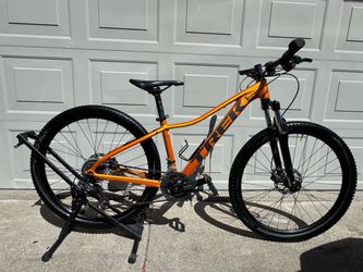 Trek Marlin 5 Mountain Bike