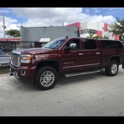 2016 GMC SIERRA DENALI 2500 HD - Diesel