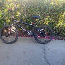 Hyper Spinner BMX Bike