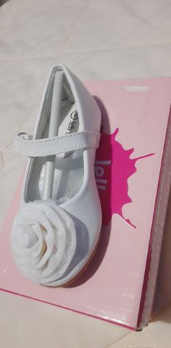 New toddler shoes