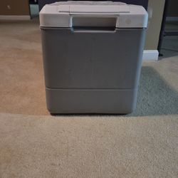 Coleman 12volt Iceless Cooler 