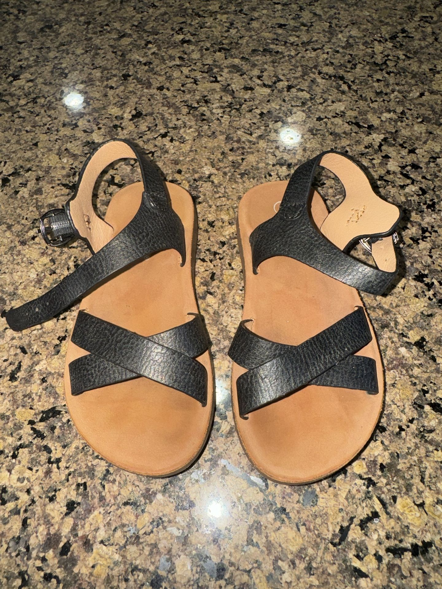 Link Comfort Flat Sandal Size 8 