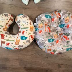 Baby/pet  lounge and feeding pillow