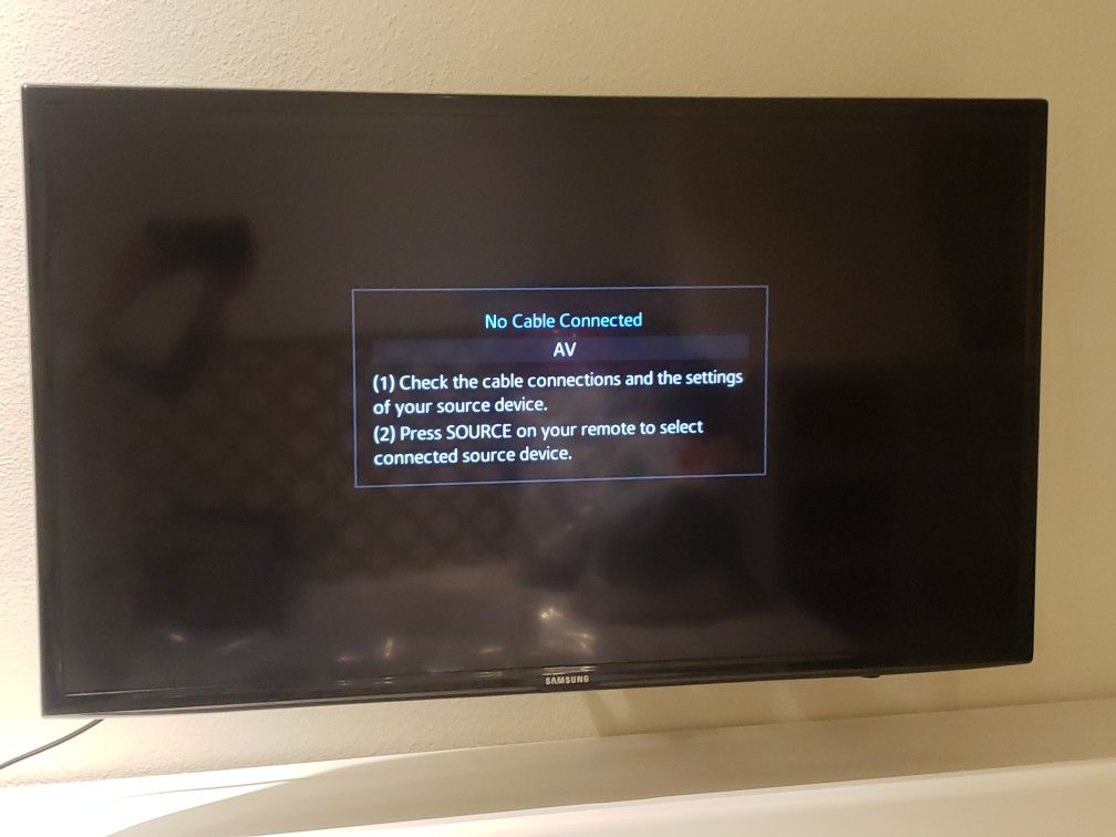 42" Samsung Smart TV w/ remote Works