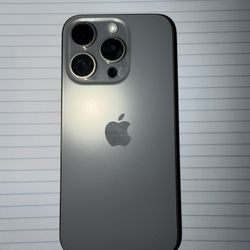 Selling IPhone 15 Pro 