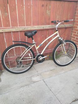 LandRider Hybrid Bike 