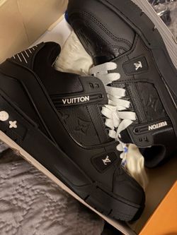 Men’s trainers