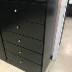 5 Drawer Chest With Rails