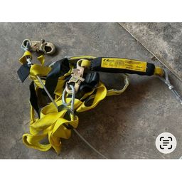 Safety harness like new