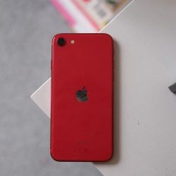 iPhone SE 3rd Gen - Unlocked- 64GB