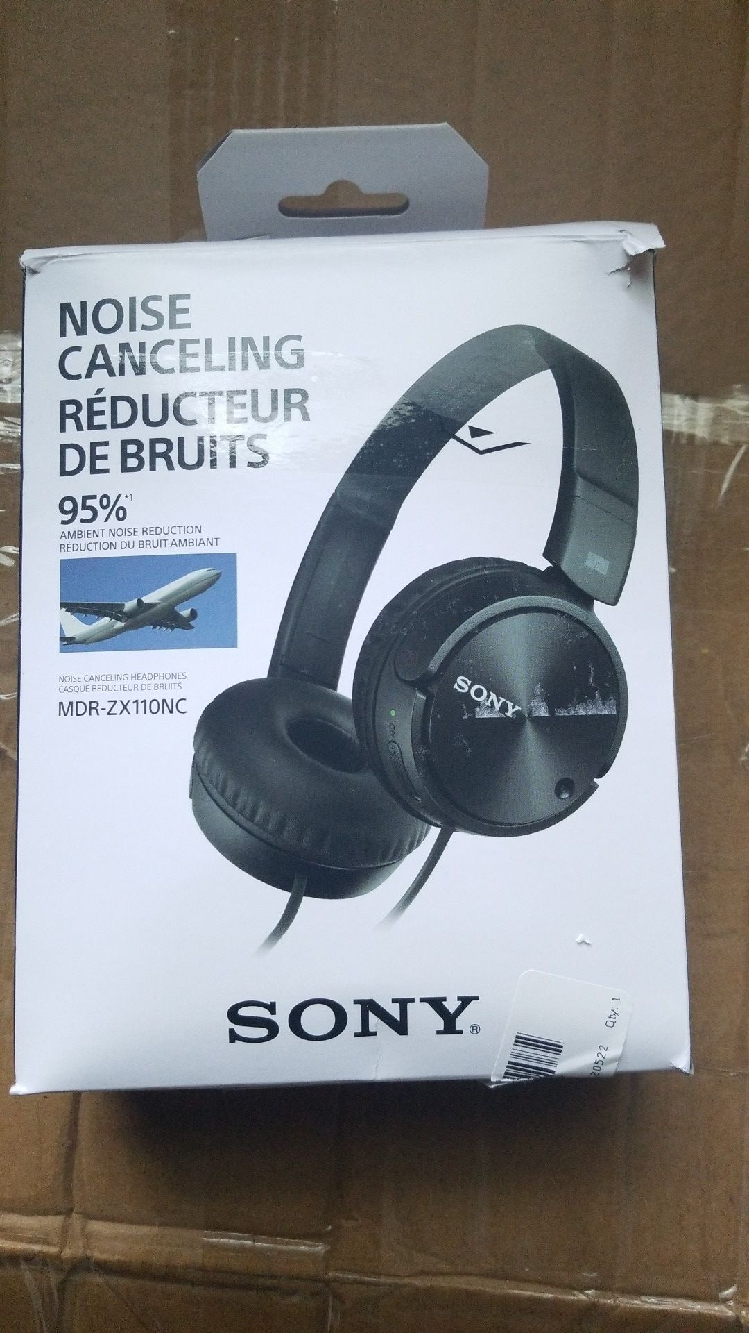 Sony MDR-ZX110NC wired noise cancelling