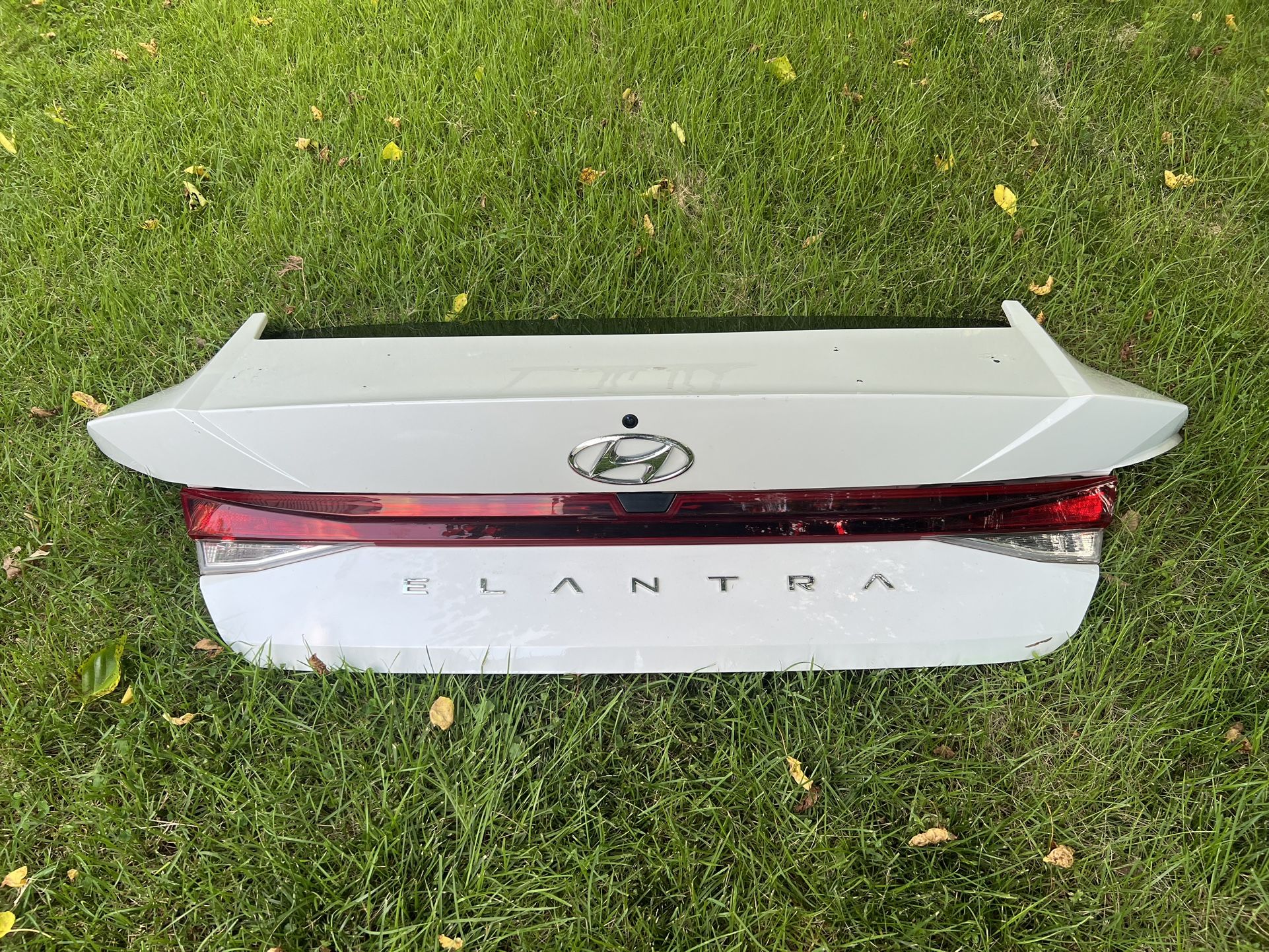 2021-2025 Hyundai Elantra Trunk Lid