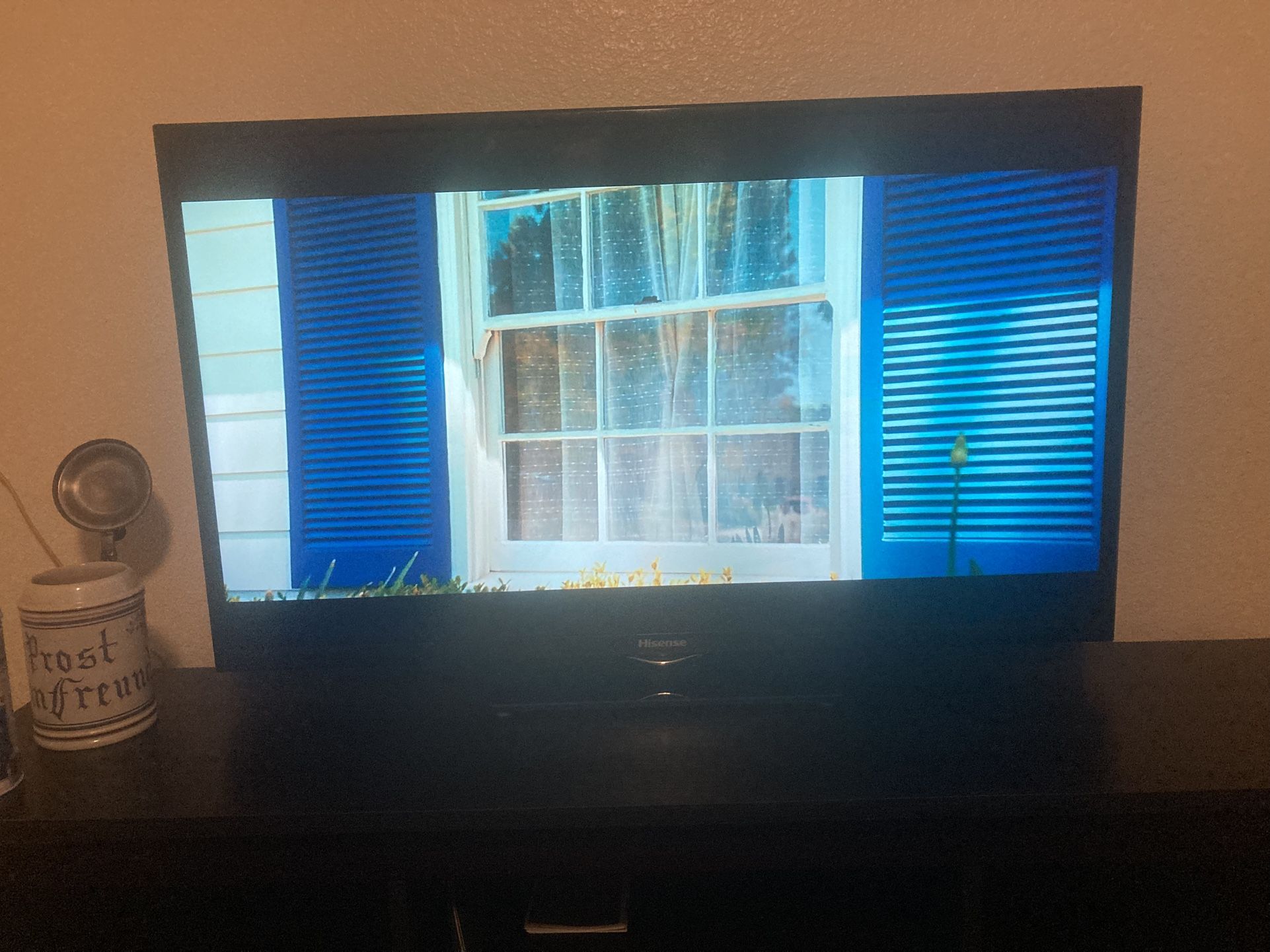 Two 46in HD TVs 