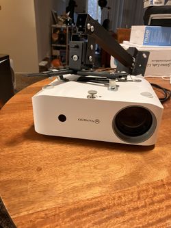 VANKYO 1080P Projector With Universal Wall Mount! Leisure 530W Full HD 5G WiFi Projector