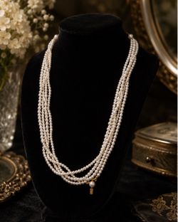 Like NEW Vintage MID CENTURY Marcella Faux PEARL Necklace