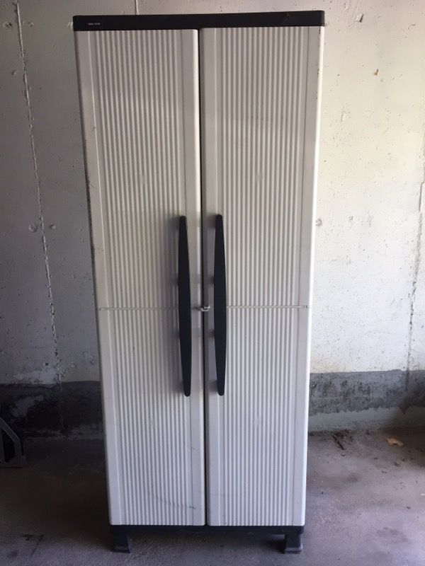 Black & Decker Spacerite Series Grey and Black Storage Utility Cabinet for  Sale in East Hartford, CT - OfferUp