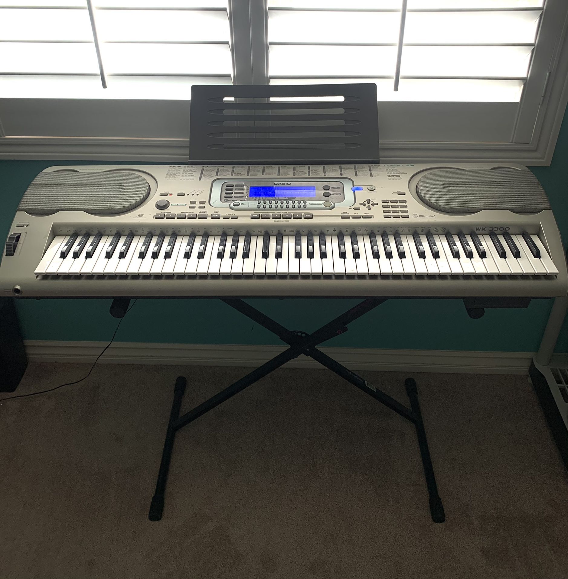 Casio WK-3300 76 Key Electric Keyboard With Stand