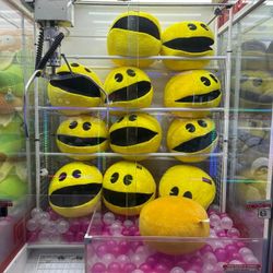 Pac-Man Giant 14" Plush from Round 1 w/tag