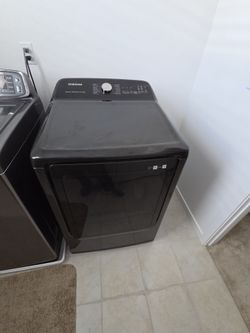 Moving sale Samsung gas dryer 250.00