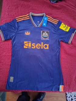 Soccer ⚽️ Jersey New Castle Size L