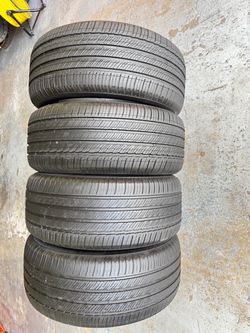 Set of 4 Tires Premium 275/50/20 Michelin Primacy Tour with 70-90% Left Great full set