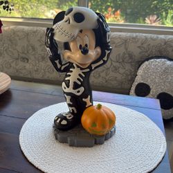 Disney Mickey Halloween Statue 