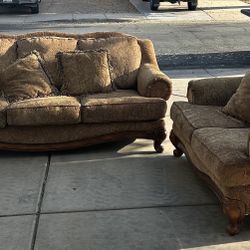 Classic Sofa Set