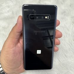 Samsung Galaxy S10 plus 128GB Unlocked $240