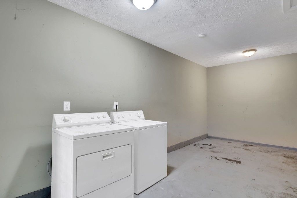 Washer and Dryer Set
