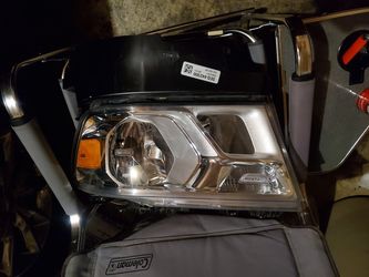 2019 Ram 1500 Driver Headlight
