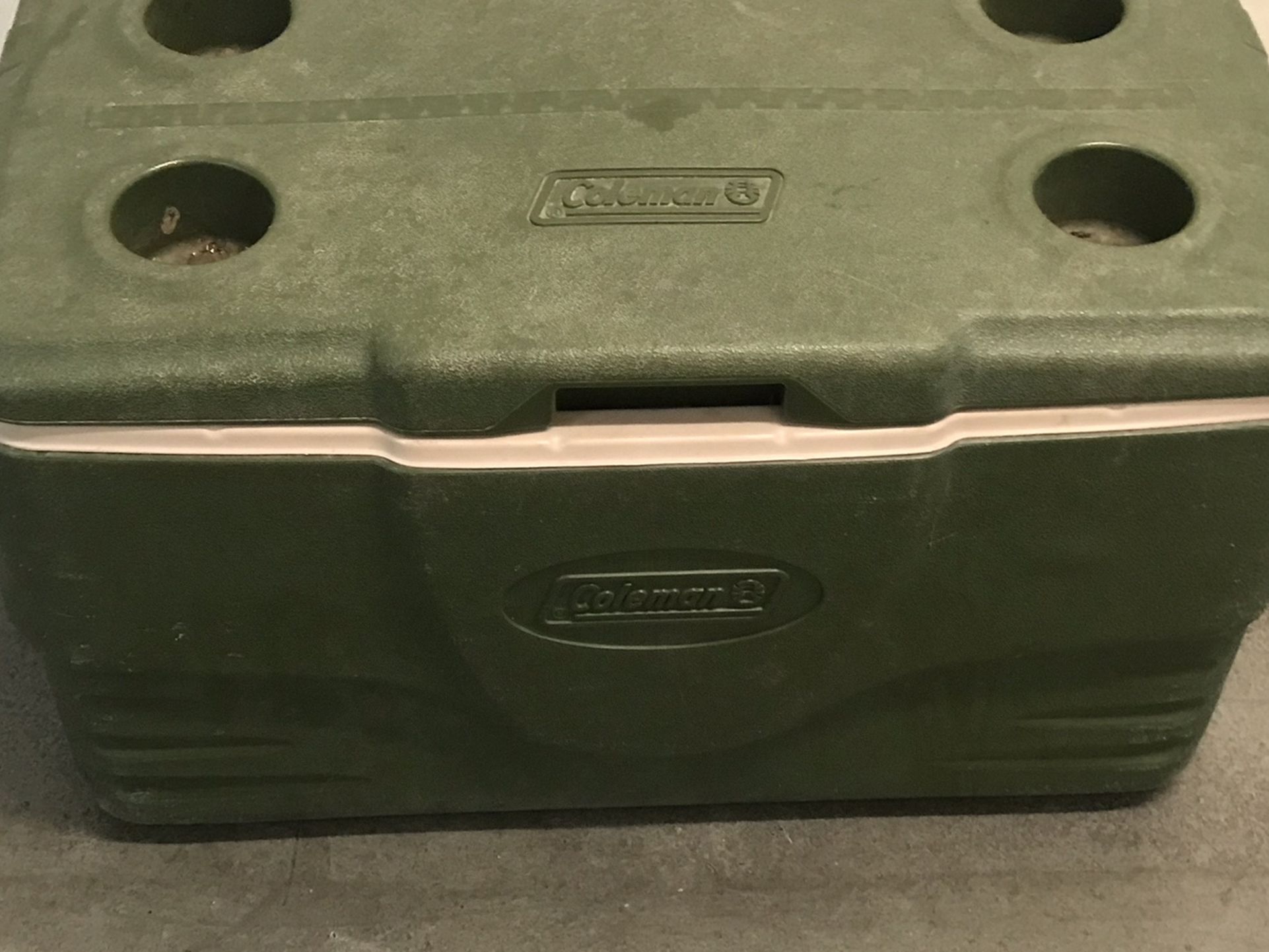 Coleman Large Ice Chest Cooler Army Green Color With Cup Holders