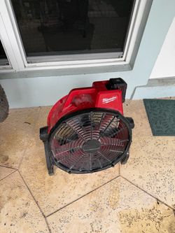 Milwaukee Cordless Jobsite Fan