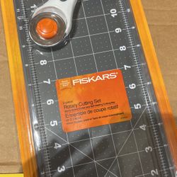 Fiskars Rotary Cutting Set 