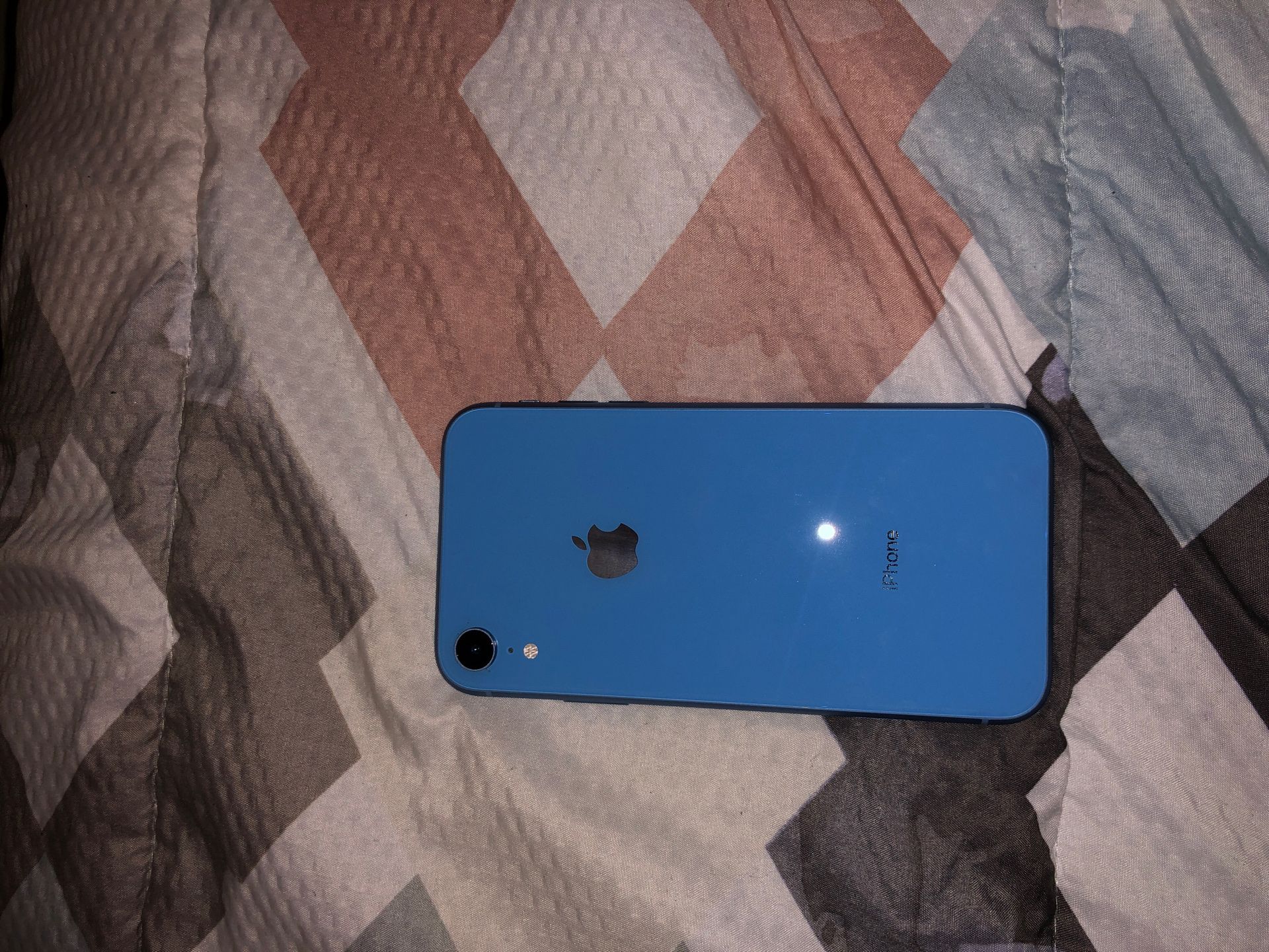 iPhone XR