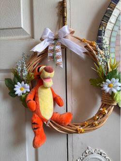 Tigger wreath decoration