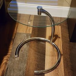 Leather Loveseat and Side Table 