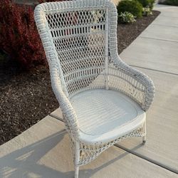 Vintage Wicker Chair