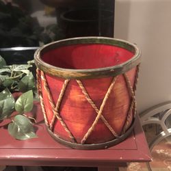 7 1/2" round wood drum for display with dolls/bears collectible Or Got Potted Plant!