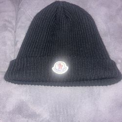 Moncler Beanie (black)