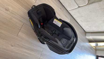EvenFlo car seat