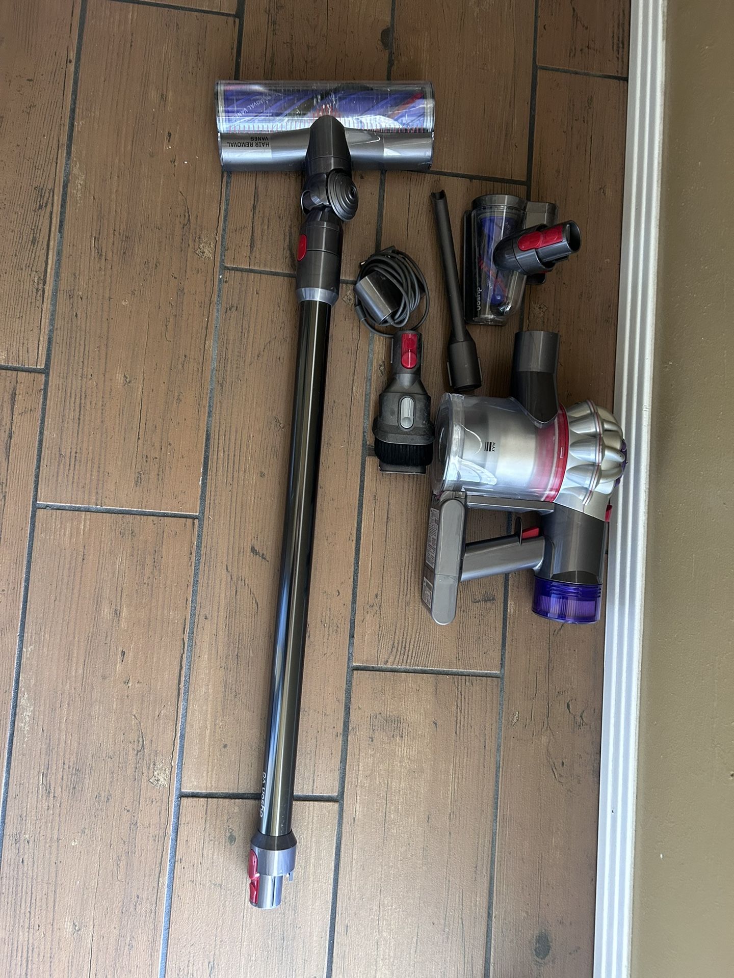 Dyson Vacuum 