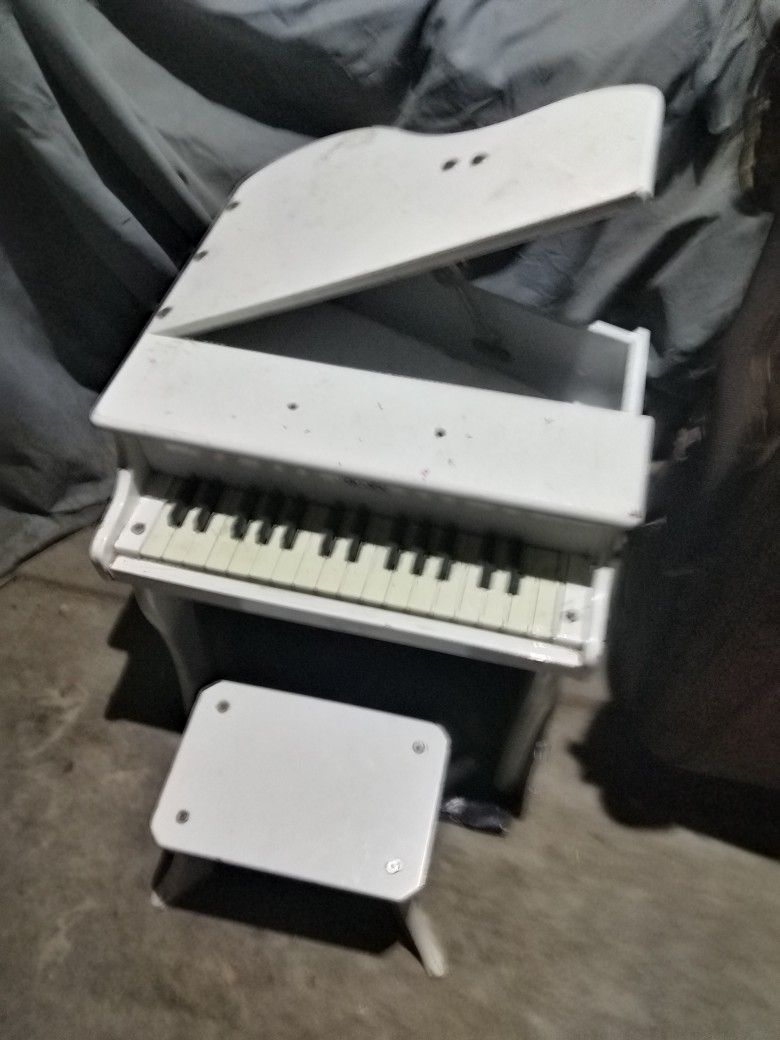 Child Size Grand Piano, W/ Stool