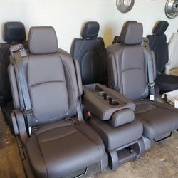 BRAND NEW CHARCOAL LEATHER BUCKET SEATS WITH SEATBELTS AND MIDDLE SEAT 