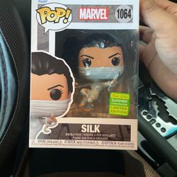 MARVEL FUNKO : Silk Summer convention limited Edition