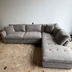 Thomasville Miles Fabric Sectional With Power Footrest
