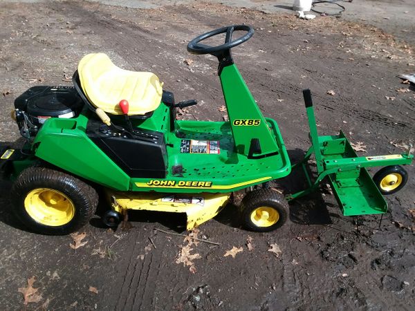 John Deere Gx 85 Ride On Lawn Mower For In North Haven Ct Open In The Continue To Mobile Website