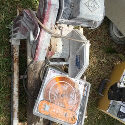 Cortadora De Lozas De 10 pulgadas Con  Disco Extra. Marca MK...en Buen Estado ..