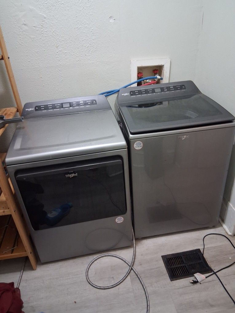Washer N Dryer Set