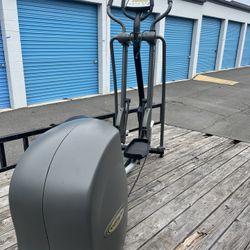 Sport Art 805 Elliptical