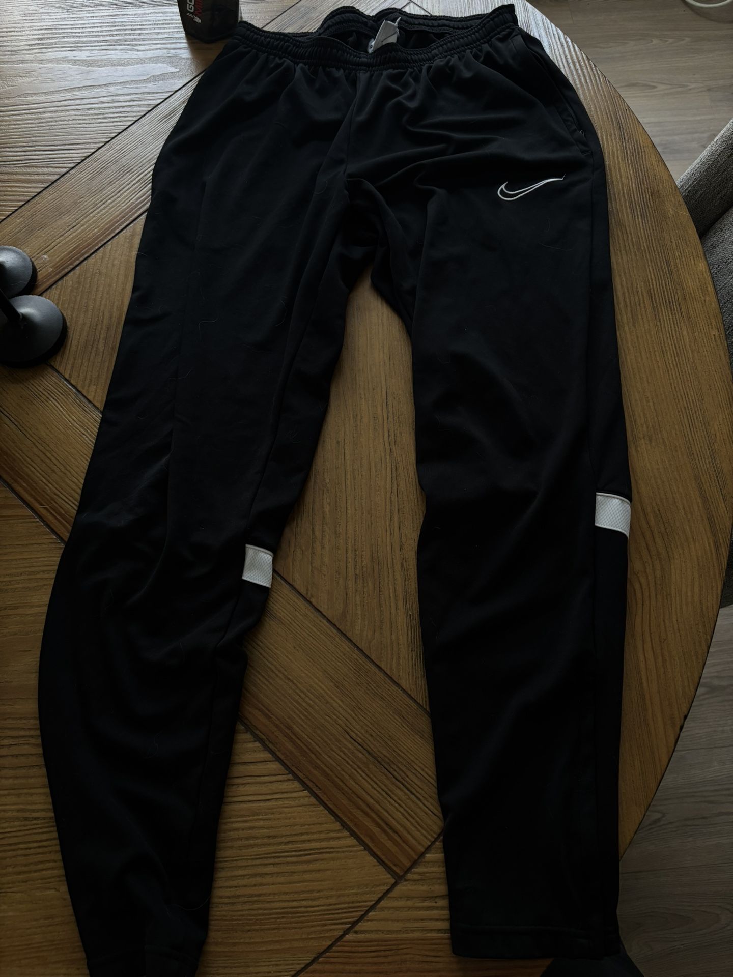 Nike Dri-Fit Joggers (Size Medium)